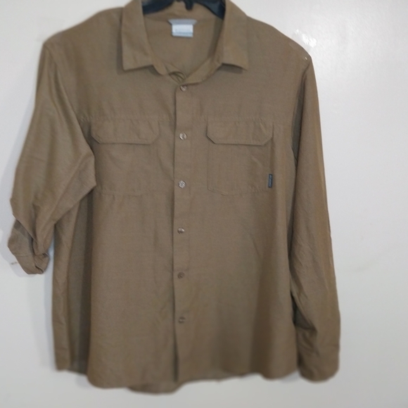 COLUMBIA Size L Tan Elegant Formal Shirt Blouse - Picture 2 of 11